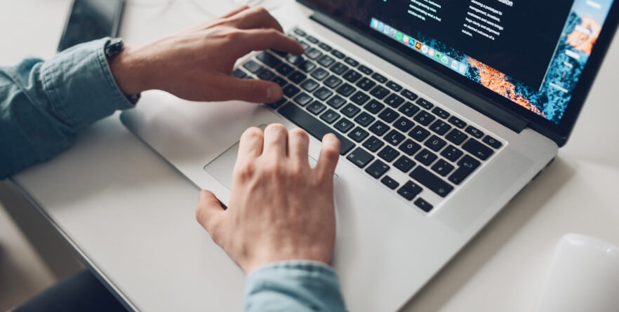 บริการช่วยเหลือทางไกลด้านไอทีด้วย HelloIT เพื่อการแก้ไขปัญหาอย่างรวดเร็ว